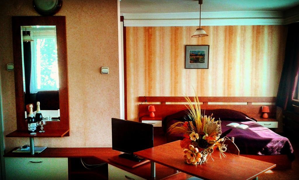 Hotel Of Bulgarian Academy Of Sciences Sofia Bagian luar foto