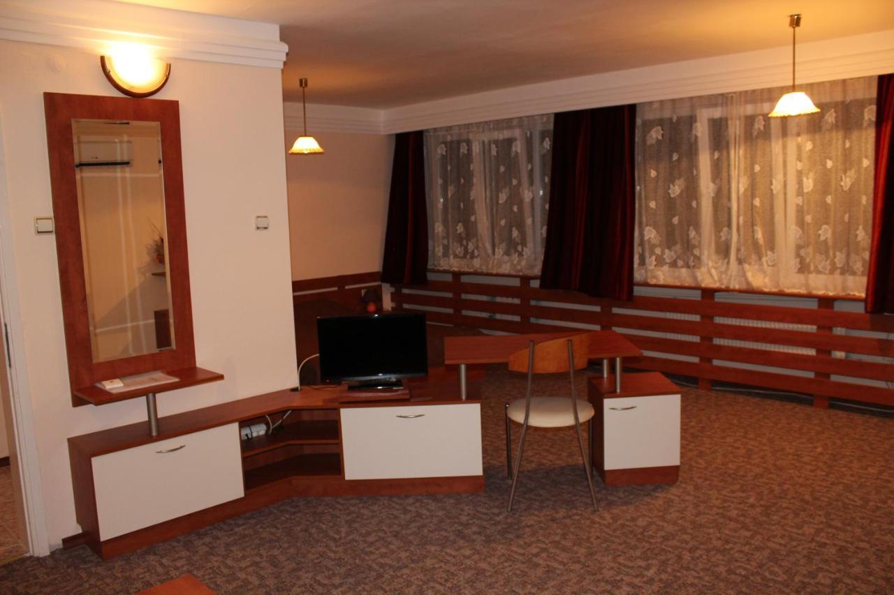 Hotel Of Bulgarian Academy Of Sciences Sofia Bagian luar foto