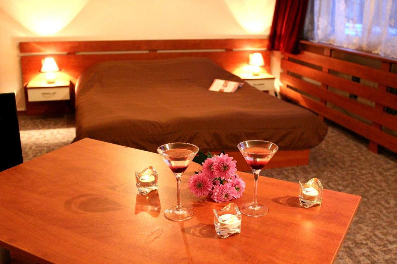 Hotel Of Bulgarian Academy Of Sciences Sofia Bagian luar foto
